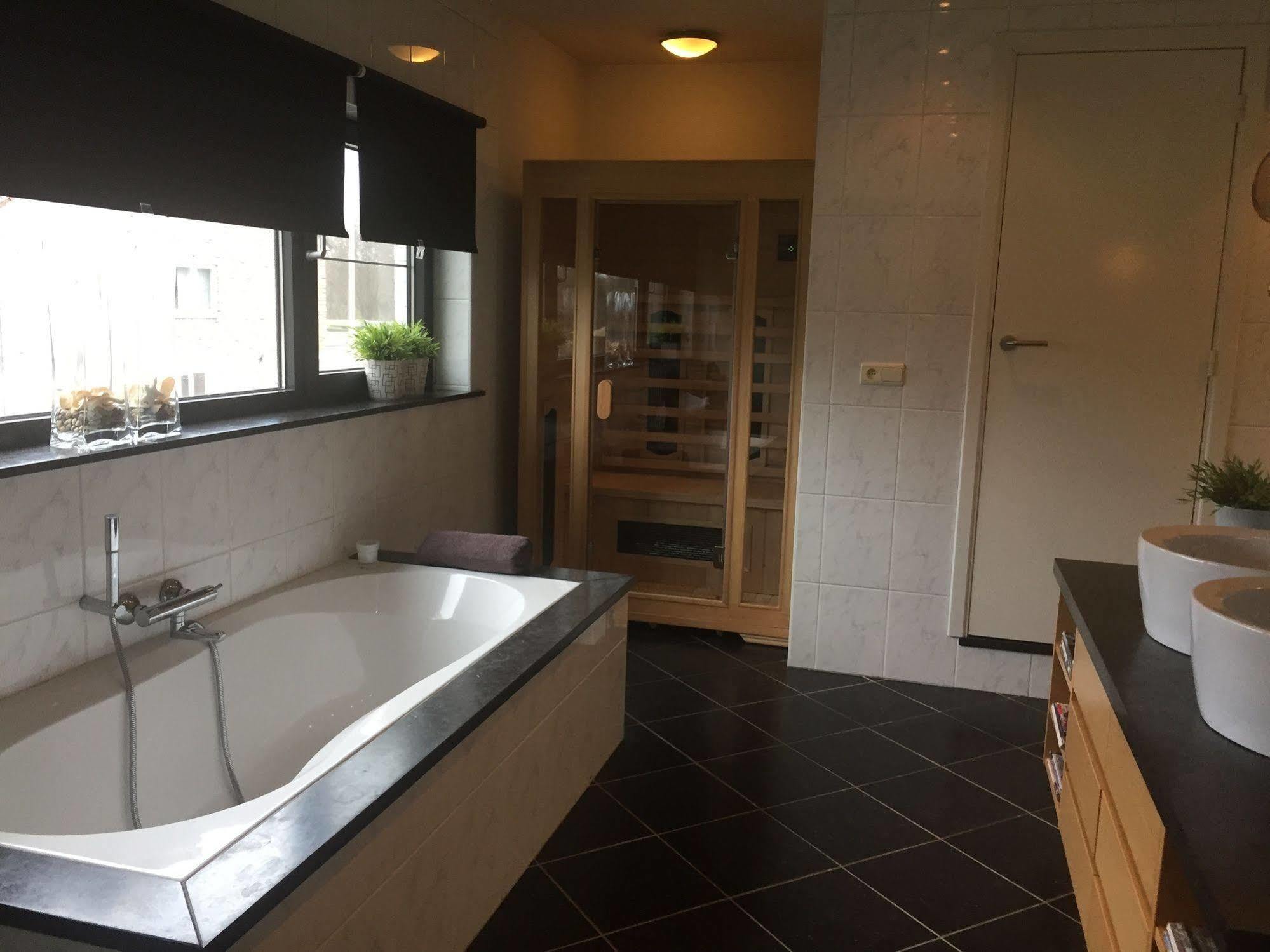 B&B Montenakerhof Riemst Luaran gambar