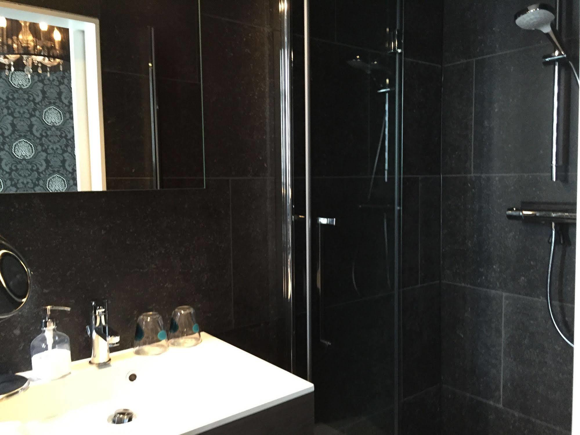 B&B Montenakerhof Riemst Luaran gambar